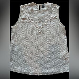 SHEIN Cream Lace Detail Top